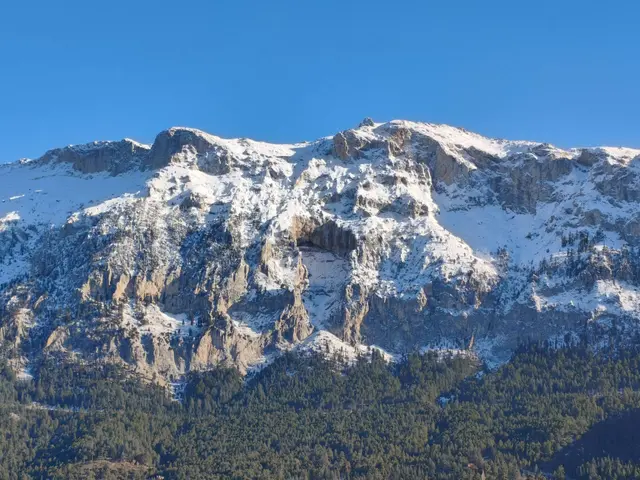 Kar Emlaktan Akçatekir Esentepede 960m2 Satılık Arsa 3
