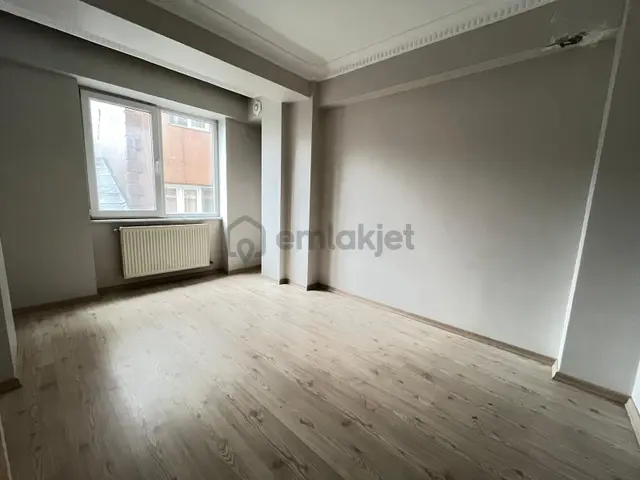 Yusuf Emlak'tan Satılık Yeşilova'da Krediye Uygun 3+1 Dubleks Yusuf Emlak'tan Satılık Yeşilova'da Krediye Uygun 3+1 Dubleks