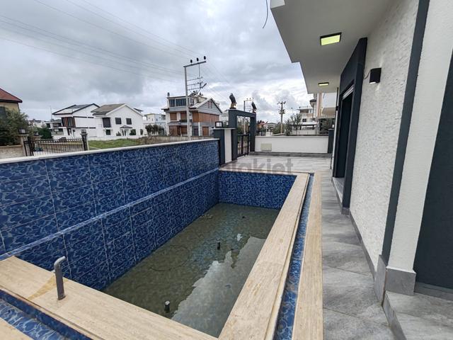 Didim'de 4+1 Denize 500m Yakın Müstakil Villa Ebeveyn Banyolu 4