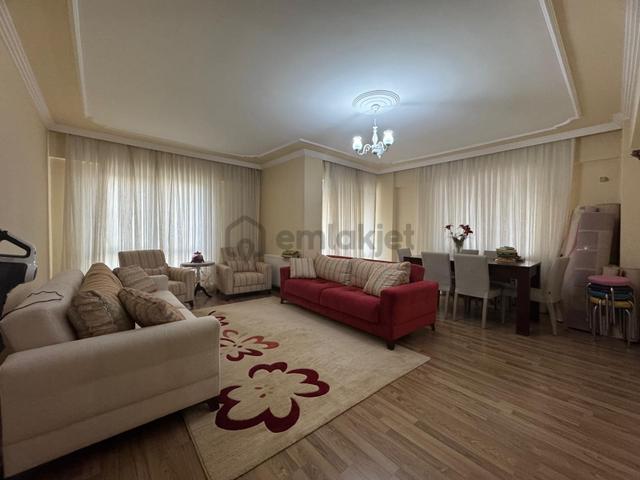 🏡uncubozköy Mahallesi 🏡site İçi ✅3+1 120m2 6 Katlının 3 Katı ❇️fuul Özelikli Petek Kombili 4