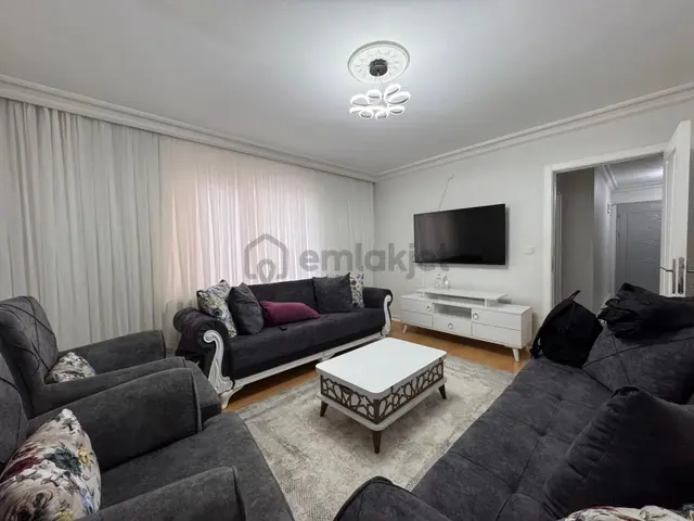 Ataparkta Aşık Veysel Caddesi Yakını Full Yapılı 3