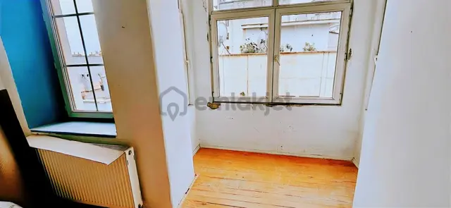 [myd] Galata'da Tarihi Eser Yüksek Tavan 2+1 Daire 2