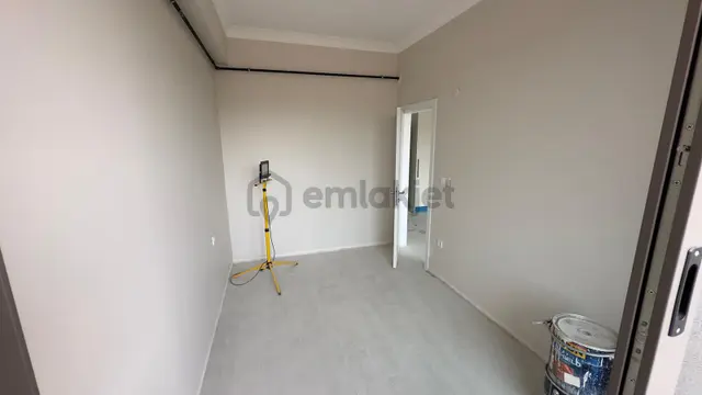 Safranyolunda Karatepe Cami Yanında 1+1 Daire 5