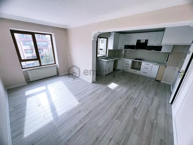 Cihandan Çarşı Mahallesinde Merkezde Satlık 4+1 Dubleks Daire 1