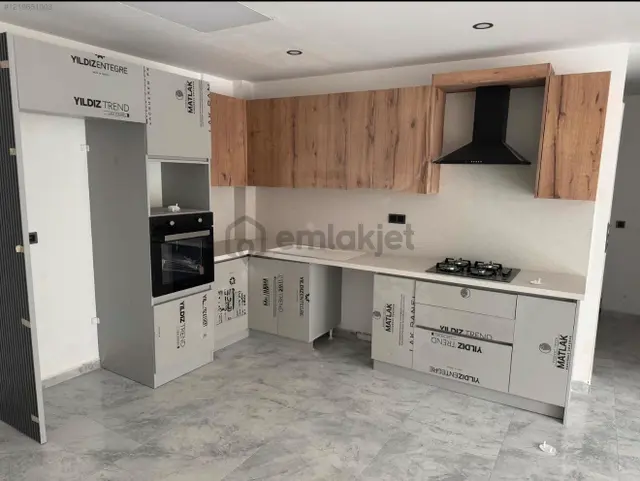 Davutlar'da Denize 800 Metre Mesafe'de 3+1 Lüks Satılık Villa 2