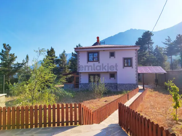 Kar Emlaktan Yenikonacık Efes Sitesi Üzerinde 3+1 Satılık Dubleks Villa 550m2 Arsası Mevcut 3