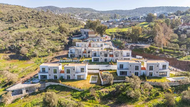 Milas Bodrum Dörttepe’de Özel Havuzlu, Doğa Manzaralı İkiz Villalar 2
