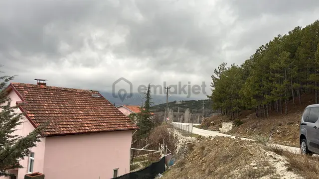 Asya Evim Emlaktan Ağlasun Kıraç Mah. Yaylakentte Satılık Arsa 4
