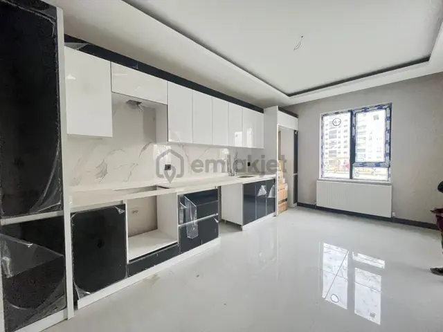Koza Emlak'tan Mevlana Mahalesinde Site İçerisinde Ara Katta 3+1 Sıfır Daireler 1