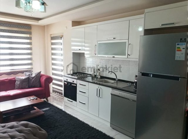 Acil Satılık 1+1 Arakat Amerikan Mutfak Geniş Satılık Daire Acil Satılık 1+1 Arakat Amerikan Mutfak Geniş Satılık Daire