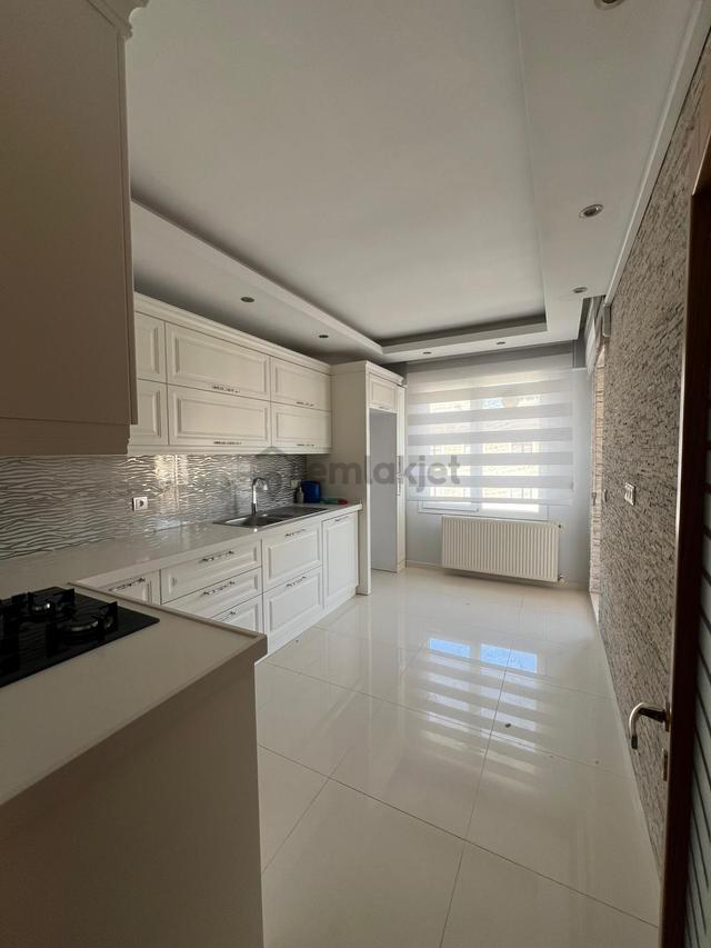 Bergama Fatih Mahallesi'nde Satılık 4+2 Dubleks Daire 3