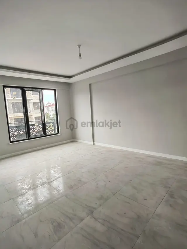 Akçay Emlak'tan Akşehir İstasyon Mahallesi Perşembe Pazarı Altında Satılık Sıfır 2+1 Daire 4
