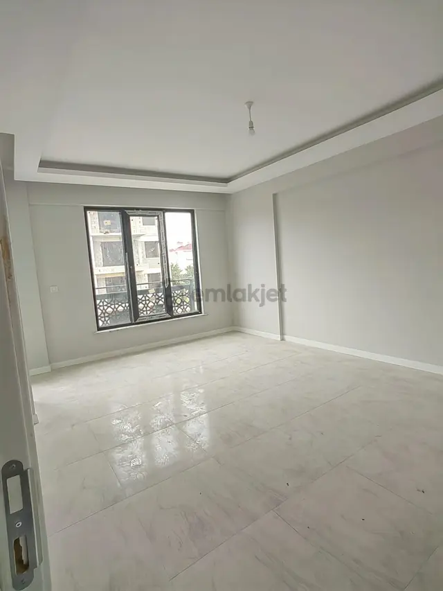 Akçay Emlak'tan Akşehir İstasyon Mahallesi Perşembe Pazarı Altında Satılık Sıfır 2+1 Daire 5