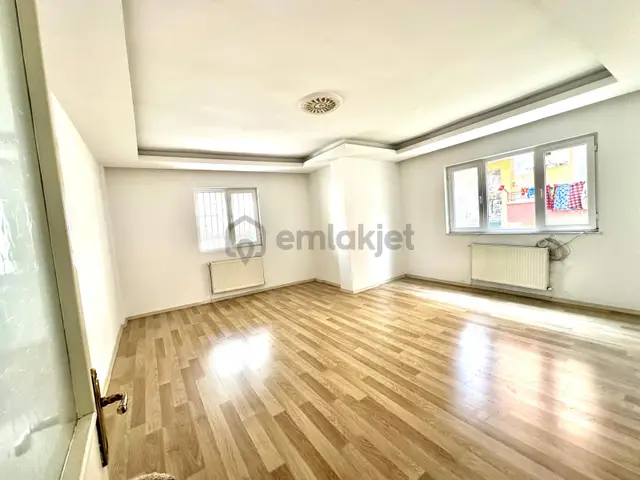 30 Ağustos Mah. Altında Daire Olan Yüksek Giriş Kat 2+1 Satılık Daire 5