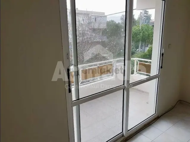 İzmir Çeşme Marina'ya Yakın Satılık 2+1 Daire 4