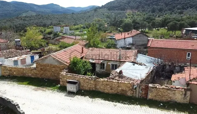 🏡aktiften Yunuslar'da Şehir Hayatından Sıkılanlar Bahçesi Olan Hayatı Kolaylaştıran Satılık 2+1 Ev 1