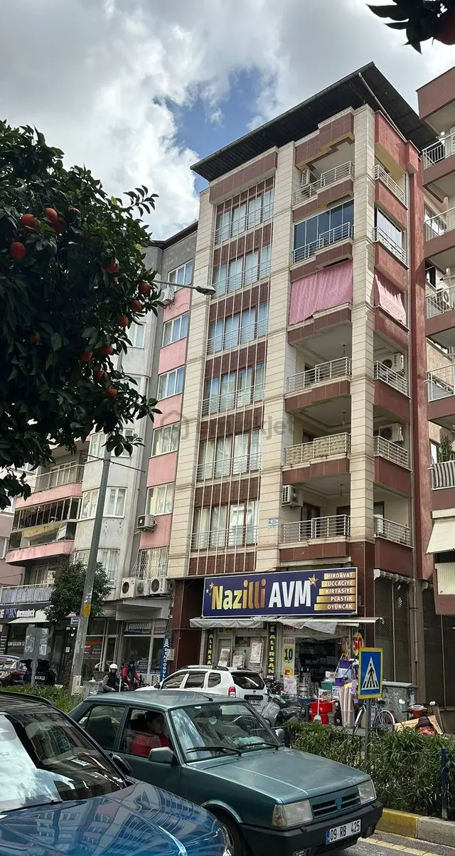 Turan Mah Merkezi Konumda 240 M2 Satılık 4+1 Daire Turan Mah Merkezi Konumda 240 M2 Satılık 4+1 Daire