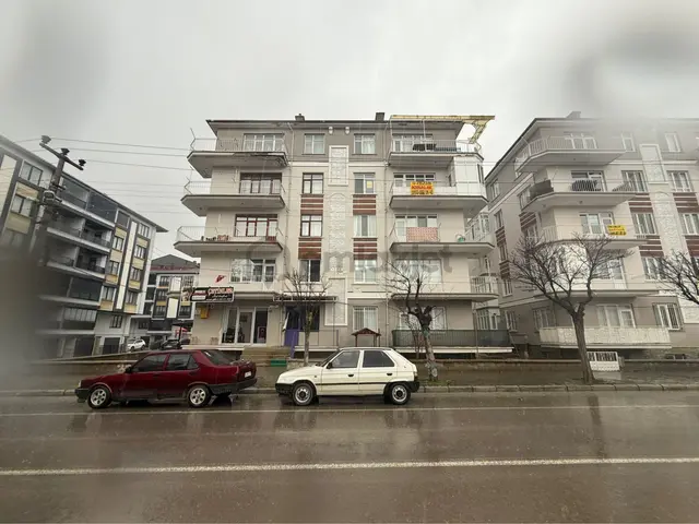 Rota’dan Kiralık Yeni Mah. Koşuyolunda Ara Kat Daire…. 4