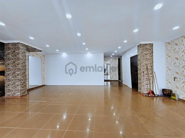 Kıraç - Beylikdüzü Cadde Üzeri 120 M² Kiralık Masrafsız Dükkan ! 4