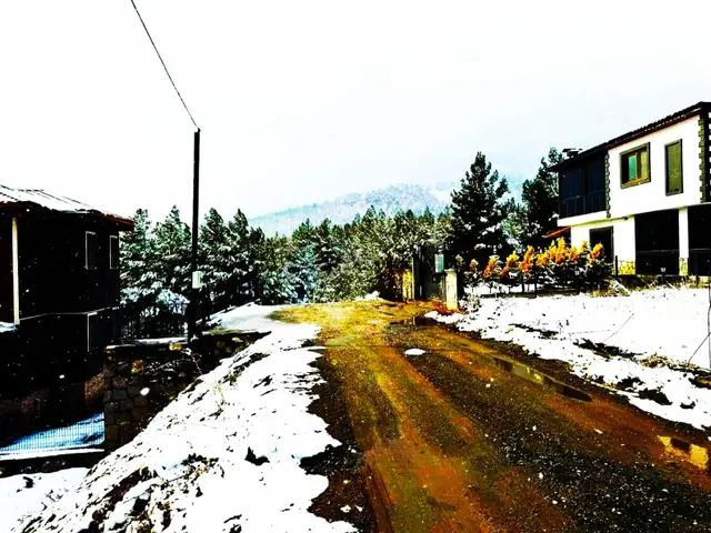 Kar Emlaktan Alpu Yaylasında 480 M2 Satılık Arsa 1