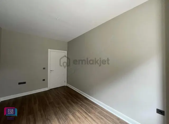 Dialog Skaladan İçi Full Yenilenmiş Ertuğrulda Satılık 3+1 Daire 5