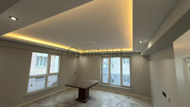 Fırsat Daire 140 M2 Ebeveyn Banyolu Köşe Bina 1