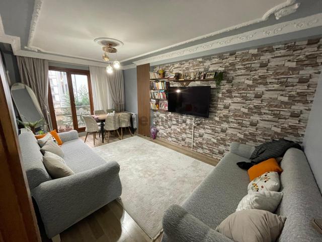 Sancaktepe Yunus Emre Mahallesi'nde 2 + 1 90 Metre² İskanlı Ara Kat Daire Bir Evim Fuzuli Uygun Sancaktepe Yunus Emre Mahallesi'nde 2 + 1 90 Metre² İskanlı Ara Kat Daire Bir Evim Fuzuli Uygun