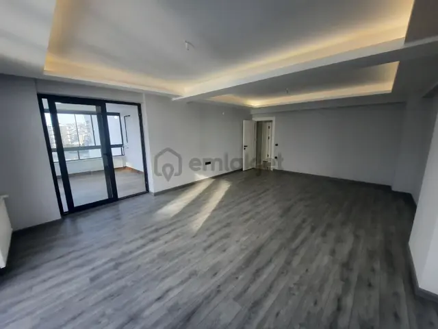 Furkan Emlak'tan Derebahçe Mevkisinde 4+1 6.kat 180m2 Sıfır Fırsat Daire 5
