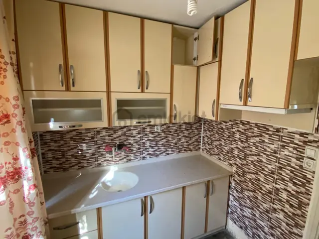 Akçay Emlak'tan Akşehir Yıldırım Mahallesinde Teraslı Satılık Müstakil Ev 4