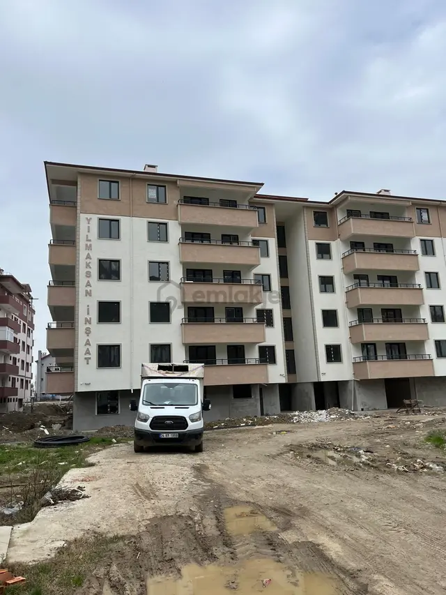 Cide Demirtaş Emlaktan Satılık 2+1 Sıfır Daire 5