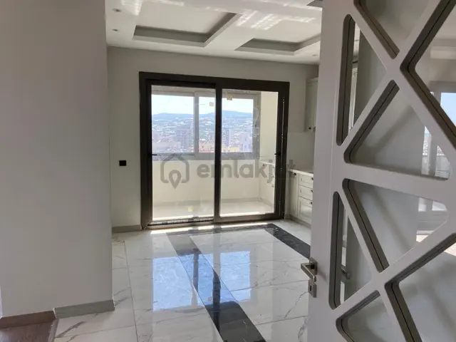 Erdemli Merkezde Satılık 5+1 Sıfır Lüks Daire 2