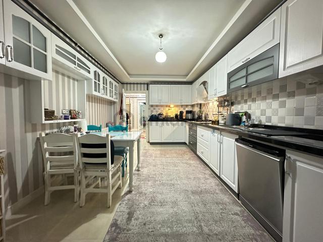 Duru Emlak'tan Devlet Hastanesi Yakını Pursakların En Geniş Dairesi 200 M2 4+1 6 Kat 3