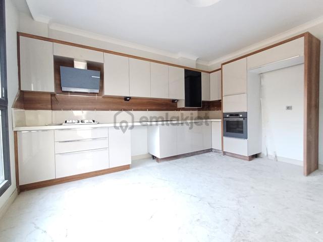 Burhaniye Ören'de Aygülden Sıfır Site İçi,havuzlu,bağımsız,teraslı Yerden Isıtmalı 3+1 Satılık Villa 5
