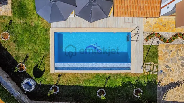Antalya Kaşta Havuzlu Ve Otoparklı Eşyalı Müstakil Villa |tekce 5