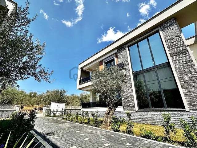 💥aygülden Altınoluk'ta Sıfır Nezih Site İçi Tam Bağımsız Havuzlu Loft Alanlı Lüks 4+1 Satılık Villa 3