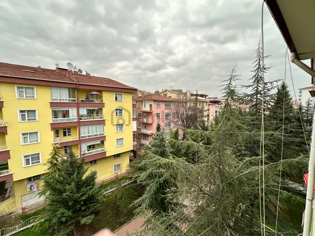 Uzman Emlak Ofisinden İncirli Mh.de Katta Manzaralı 3+1 Daire 3