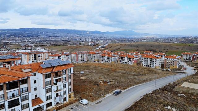 Yemişlik Takasa Açık Süper Manzaralı İmarlı Arsa 3