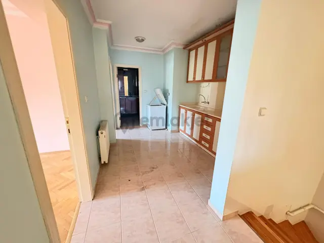 Göral Emlakdan Öveçler Vadisi Manzaralı Çetin Emeç Yakını 6+1 2