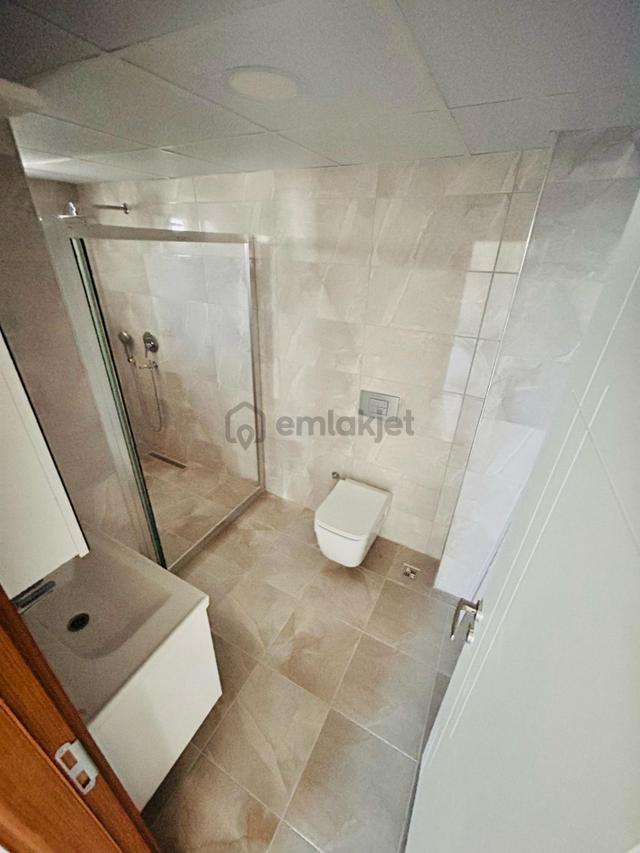 Çorlu'nun Elit Bölgesi Hürriyet'te 2+1 115 M² Ara Kat Fırsat !!! 4