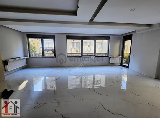 Zerdalilikde Geniş Salonlu 2+1 Arkatda Kapalı Otoparklı Sıfır 2
