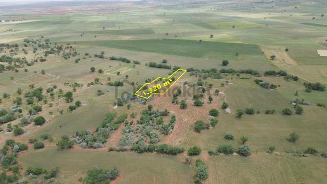 Konya / Akören / Karahüyük Mahallesinde 1.920 M² Müstakil Tapulu Bağ 4