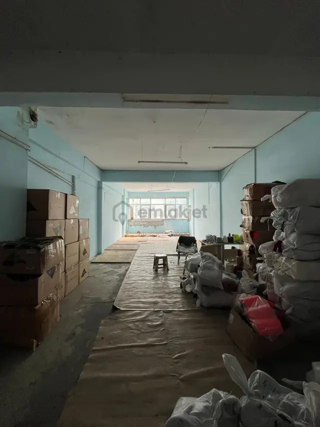 Merhaba Emlak'tan Gümüşsuyu Sanayi Sitesi'nde Kiralık Dükkan 4