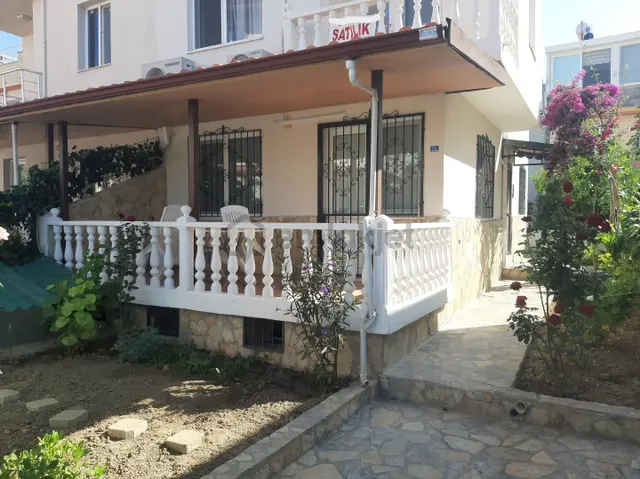 Kadınlar Denizi Mh. Denize Yakın 4+ 1 Kadınlar Denizi Mh. Denize Yakın 4+ 1