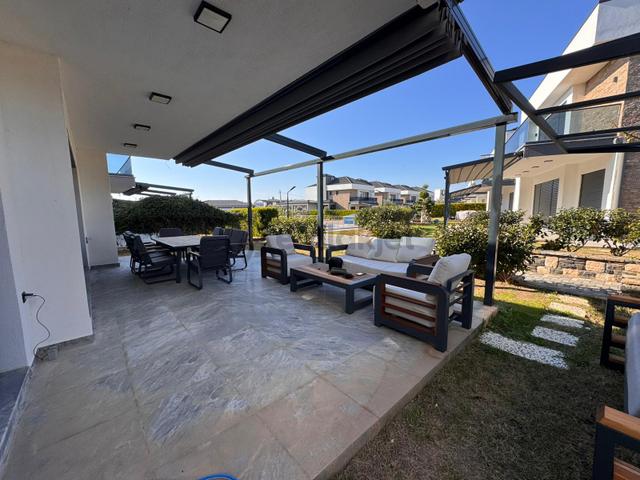 Didim Altınkum’da Denize 600 Metre Full Eşyalı Mimariye Bayılcağınız 4+1 Villa 5