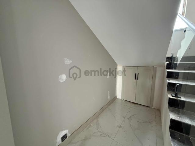 Remax Dem'den Işıkpınar Da Ultra Lüks Satılık Villa 4