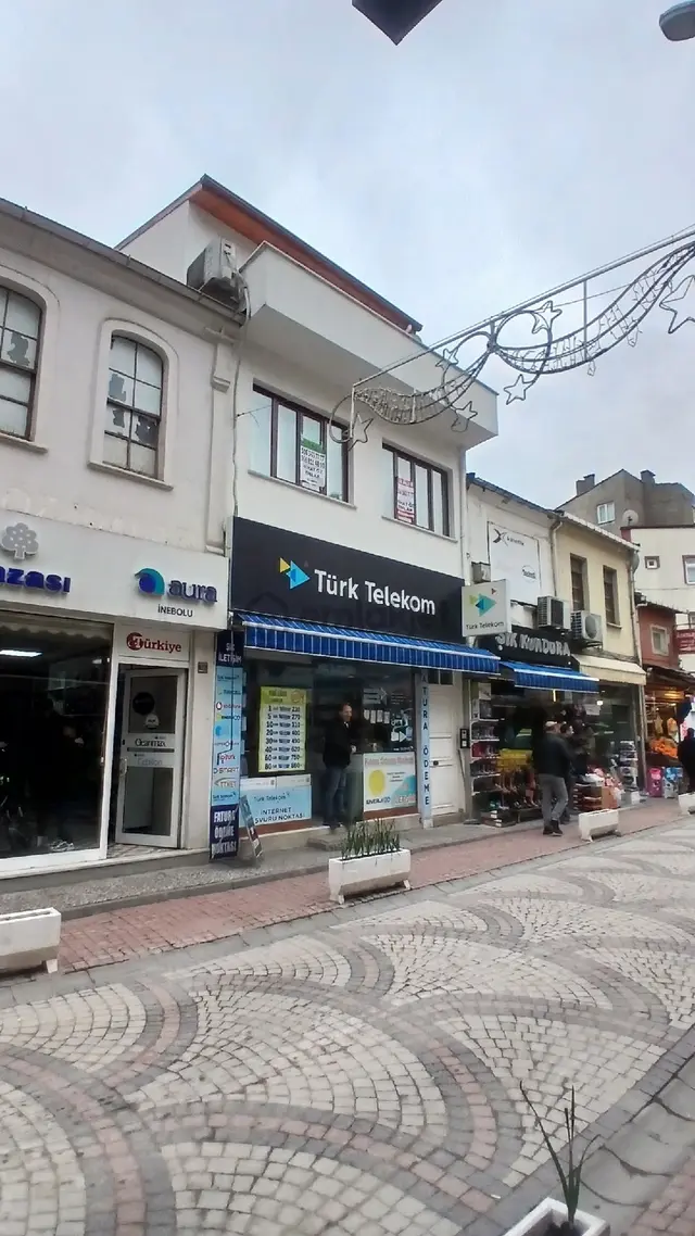 Kastamonu İnebolu Cumhuriyet Caddesinde Eşyalı Kiralık Daire 2