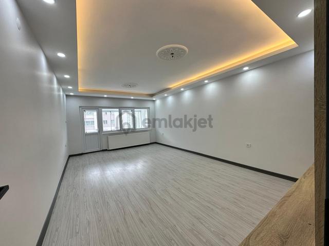 Batı Adliyesi Yakını Site İçerisinde Çift Asansörlü Ful Yapılı 3+1 Satılık Daire 5