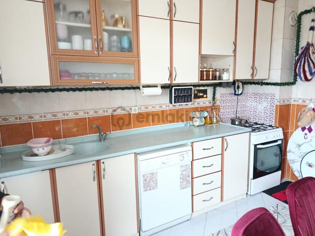 Afyon Tezcan Emlaktan Fatih Mahallesinde Müstakil Tadında 2+1 Daire 5
