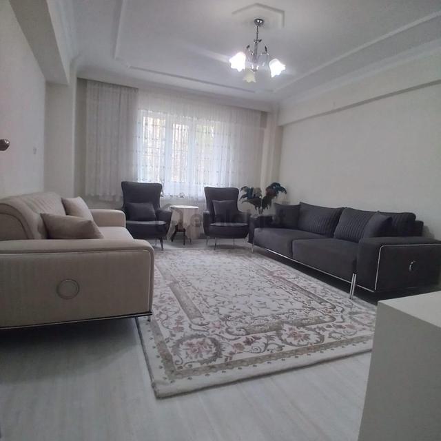 Ender Uysal Gayrimenkulden Fatih De Migrosa Yakın 3+1 Satılık Masrafsız Arakat Daire.. 5