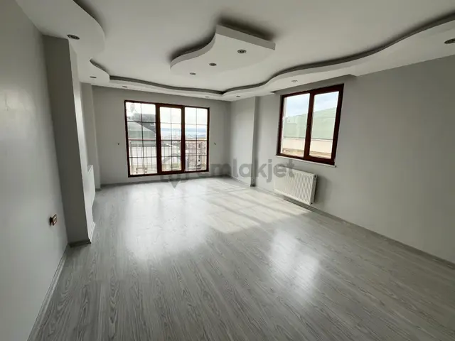 Büyükçekmece Fatih Mah Yeni Binada Lüks Manzaralı Temiz 3+1 Kiralık Daire 1